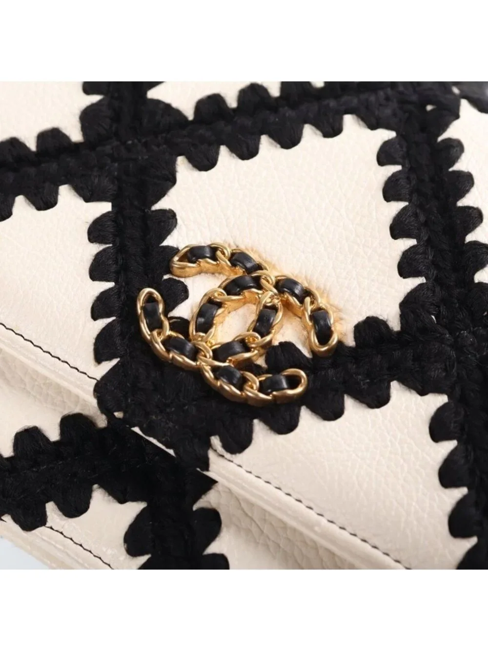 Chanel 19 Chain Wallet Shoulder Bag White Black Clochette Calfskin Gold
